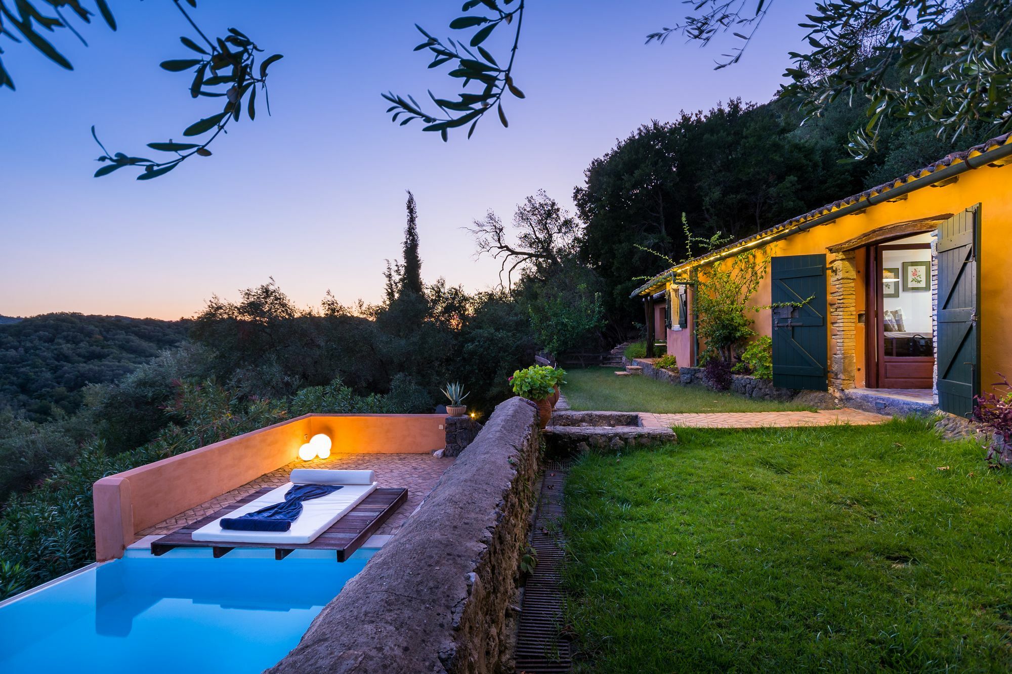 Villa Melolia Ипсос Екстериор снимка